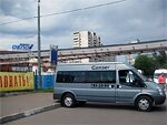 Бесплатный автобус Genser в пункт аренды автомобилей АрендаАвто-брз на ул.Добролюбова